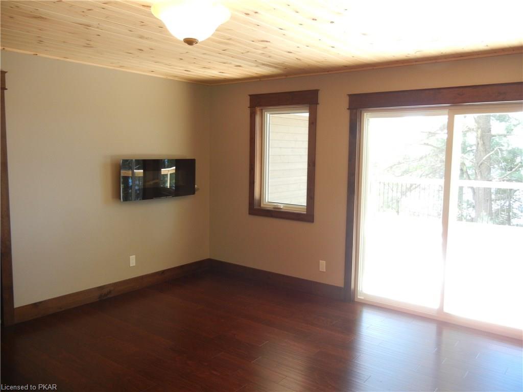 98 FITCH Lane, North Kawartha Township, Ontario, Canada