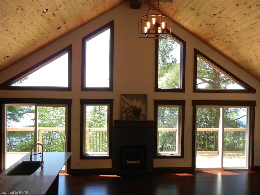 98 FITCH Lane, North Kawartha Township, Ontario, Canada