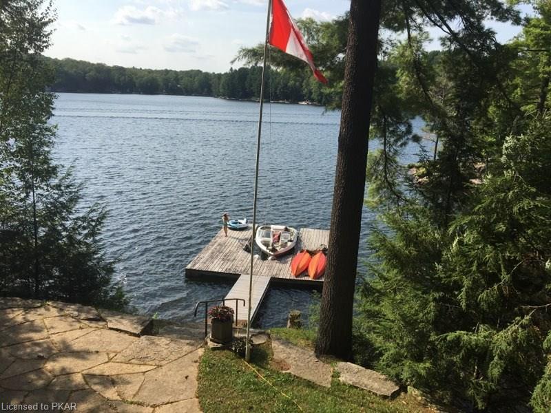 90 GILMOUR POINT Road, North Kawartha Township, Ontario, Canada