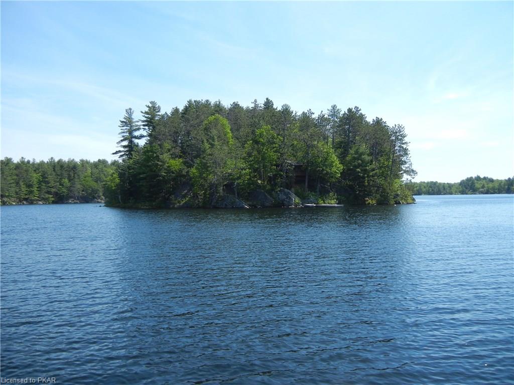 3 LONG LAKE HONEY ISLAND, North Kawartha Township, Ontario, Canada