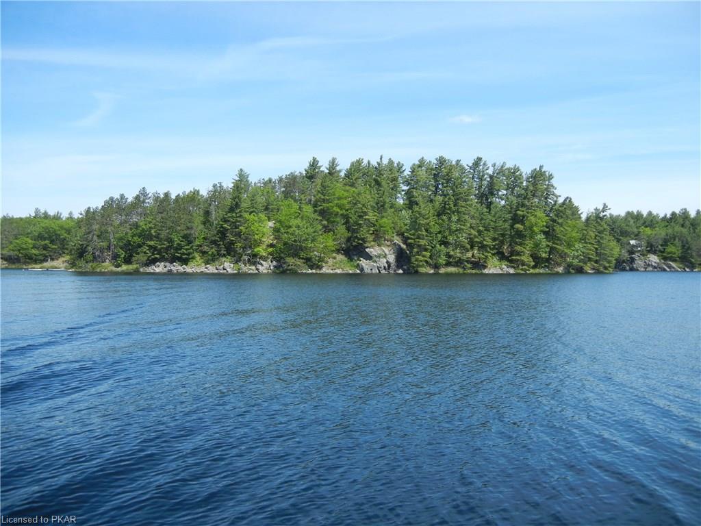 3 LONG LAKE HONEY ISLAND, North Kawartha Township, Ontario, Canada