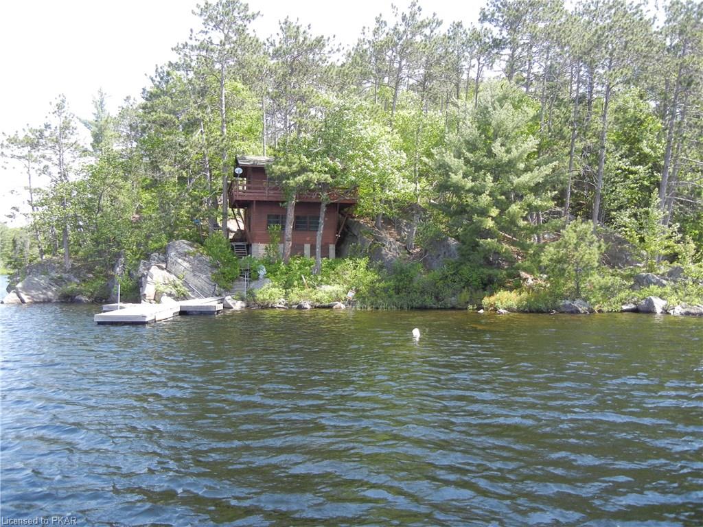 3 LONG LAKE HONEY ISLAND, North Kawartha Township, Ontario, Canada