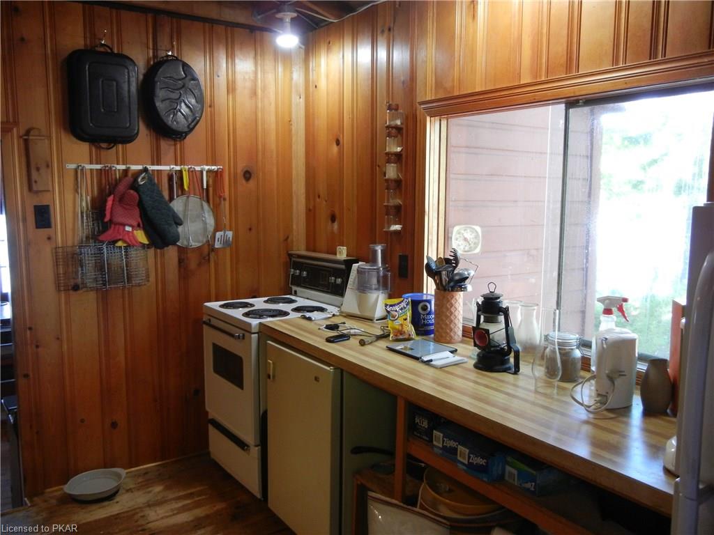 3 LONG LAKE HONEY ISLAND, North Kawartha Township, Ontario, Canada
