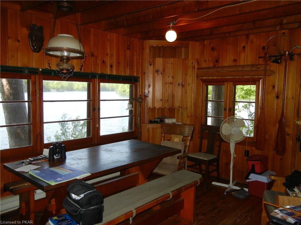3 LONG LAKE HONEY ISLAND, North Kawartha Township, Ontario, Canada