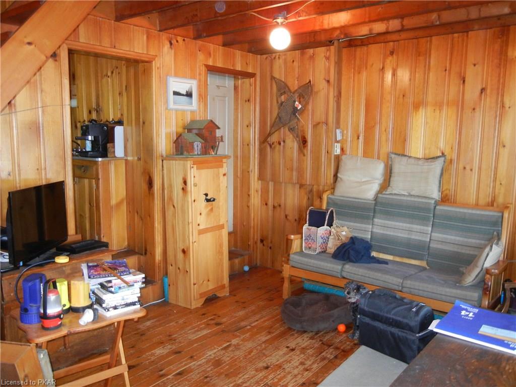 3 LONG LAKE HONEY ISLAND, North Kawartha Township, Ontario, Canada