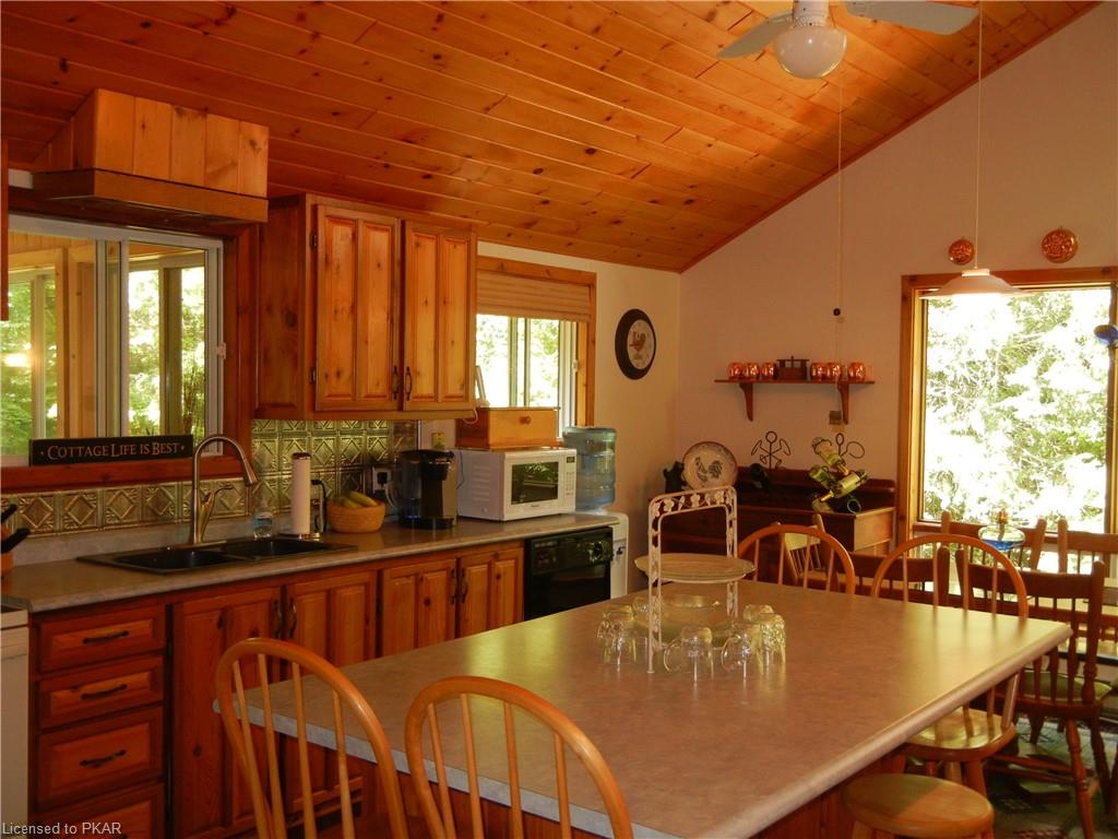 161 NEWT'S Road, North Kawartha Township, Ontario, Canada