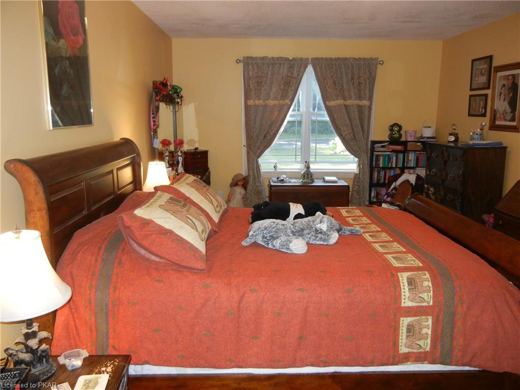 45 SIMEON Crescent, Apsley, Ontario, Canada
