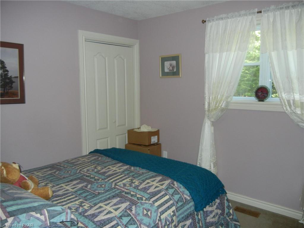 45 SIMEON Crescent, Apsley, Ontario, Canada