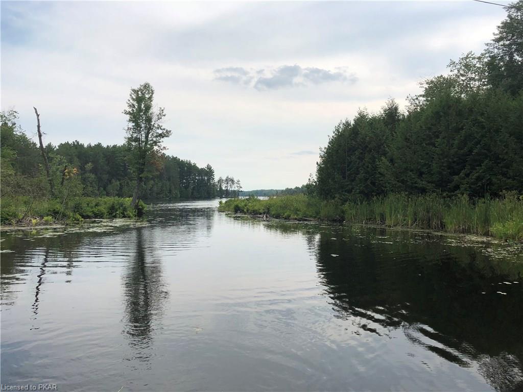 KNOX POINT Road, North Kawartha Township, Ontario, Canada