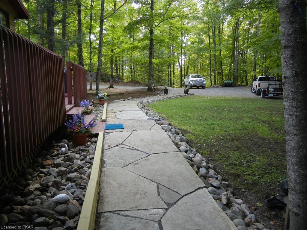 245 DOC EVANS Road, North Kawartha Township, Ontario, Canada