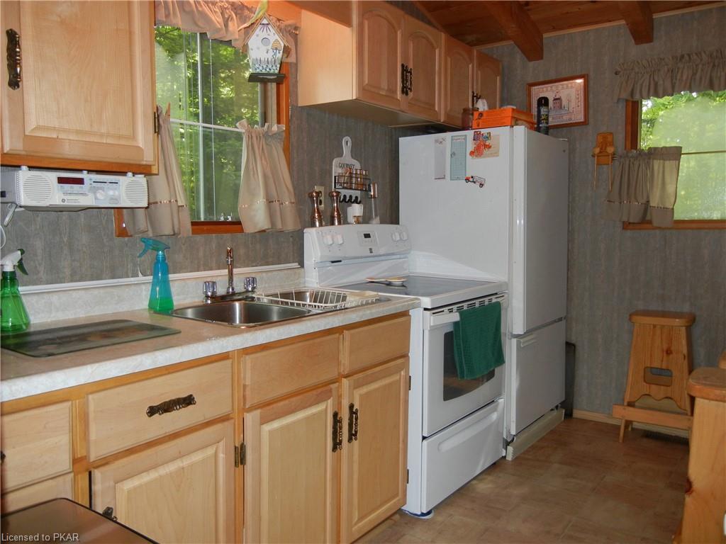 245 DOC EVANS Road, North Kawartha Township, Ontario, Canada