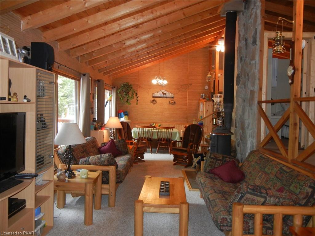 245 DOC EVANS Road, North Kawartha Township, Ontario, Canada