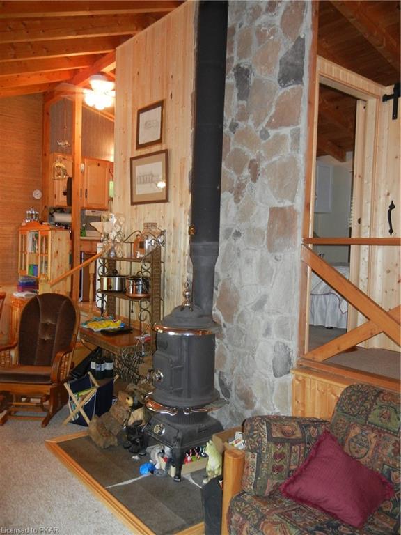 245 DOC EVANS Road, North Kawartha Township, Ontario, Canada