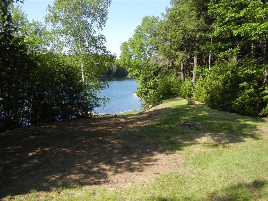 18 HEMLOCK POINT Road, Apsley, Ontario, Canada