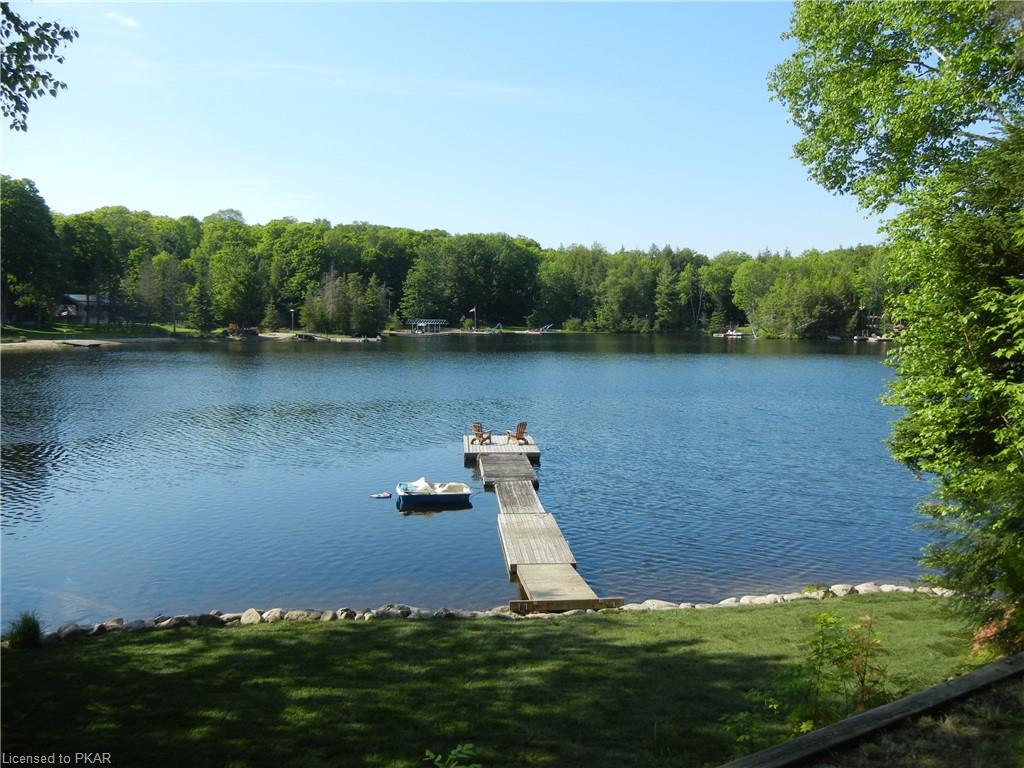 18 HEMLOCK POINT Road, Apsley, Ontario, Canada