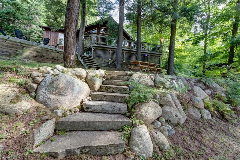 68 GILMOUR POINT Road, North Kawartha Township, Ontario, Canada