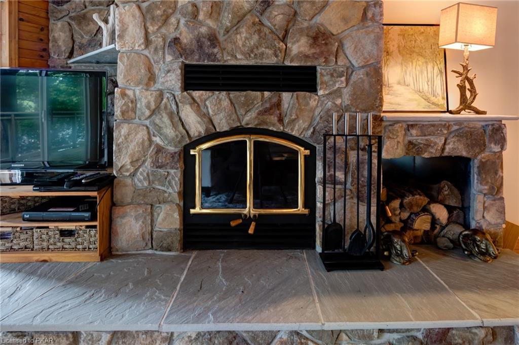 68 GILMOUR POINT Road, North Kawartha Township, Ontario, Canada