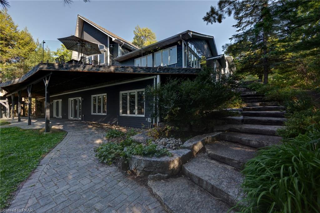 7 ROBIN Lane, North Kawartha Township, Ontario, Canada