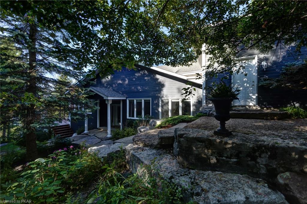 7 ROBIN Lane, North Kawartha Township, Ontario, Canada