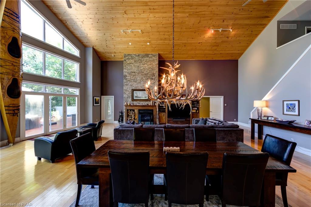 7 ROBIN Lane, North Kawartha Township, Ontario, Canada