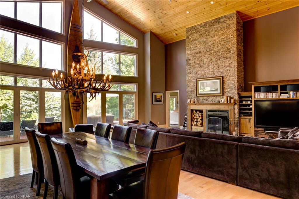 7 ROBIN Lane, North Kawartha Township, Ontario, Canada