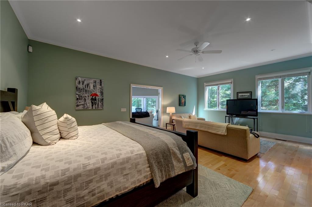 7 ROBIN Lane, North Kawartha Township, Ontario, Canada