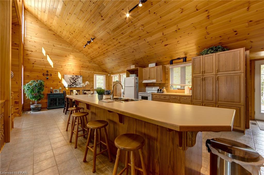 18 BLUEBIRD Lane, North Kawartha Township, Ontario, Canada