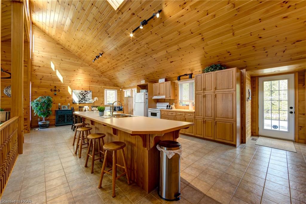 18 BLUEBIRD Lane, North Kawartha Township, Ontario, Canada