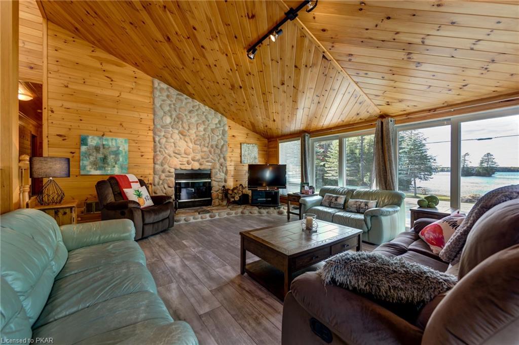 18 BLUEBIRD Lane, North Kawartha Township, Ontario, Canada
