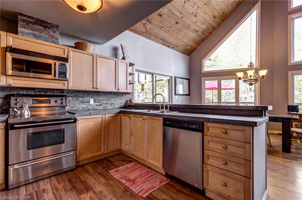 125 SONGSPARROW Lane, North Kawartha Township, Ontario, Canada