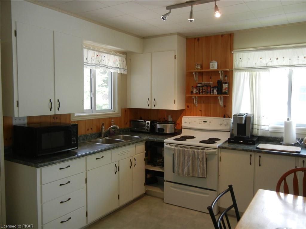 154 COUNTY ROAD 504, Apsley, Ontario, Canada