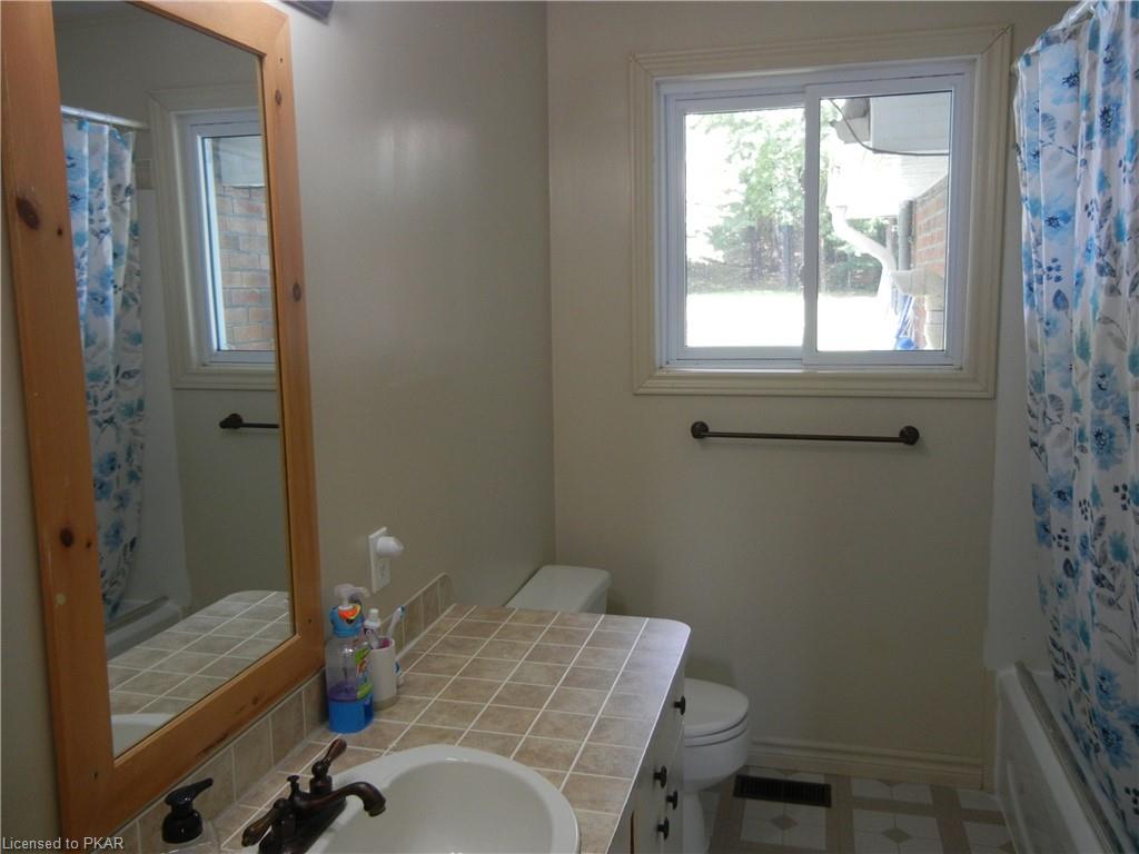 154 COUNTY ROAD 504, Apsley, Ontario, Canada