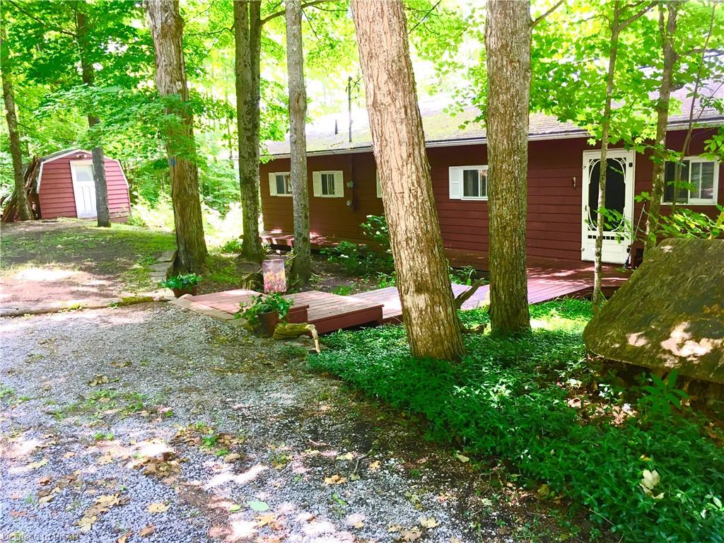 216 BLUE HERON Lane, Apsley, Ontario, Canada