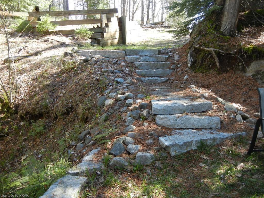 39 SAWMILL BAY Lane, North Kawartha Township, Ontario, Canada