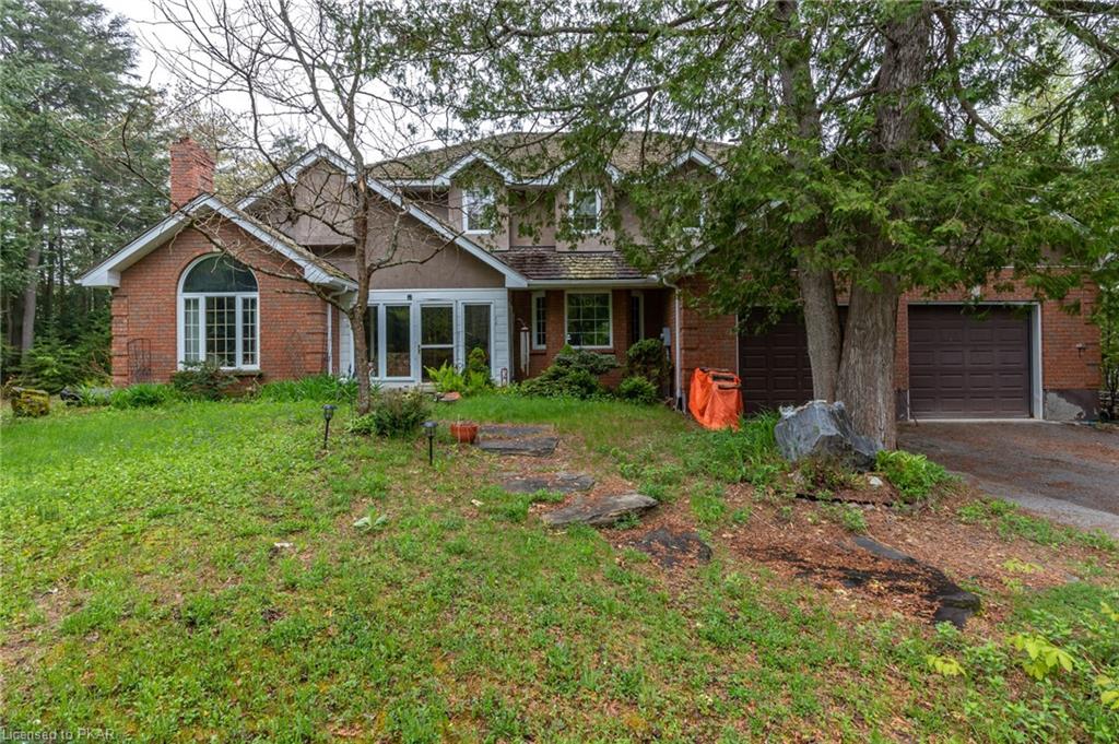 888 CLYDESDALE Road, North Kawartha Township, Ontario, Canada