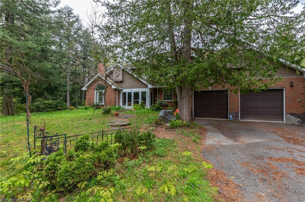 888 CLYDESDALE Road, North Kawartha Township, Ontario, Canada