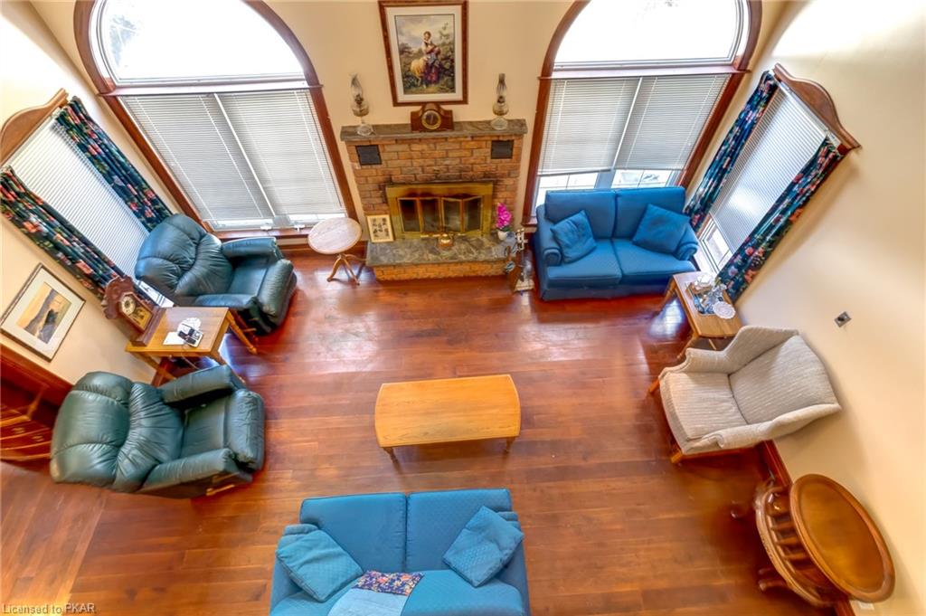 888 CLYDESDALE Road, North Kawartha Township, Ontario, Canada