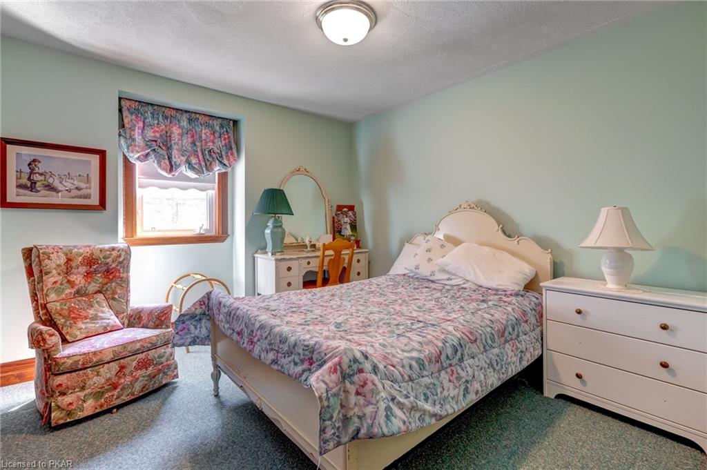 888 CLYDESDALE Road, North Kawartha Township, Ontario, Canada