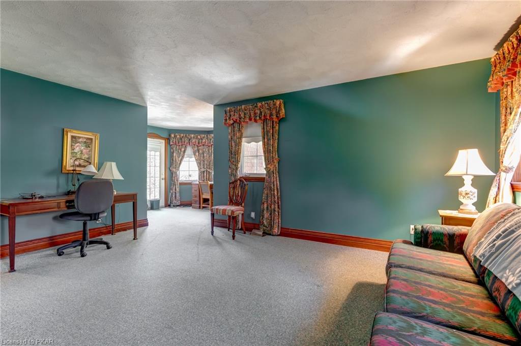 888 CLYDESDALE Road, North Kawartha Township, Ontario, Canada