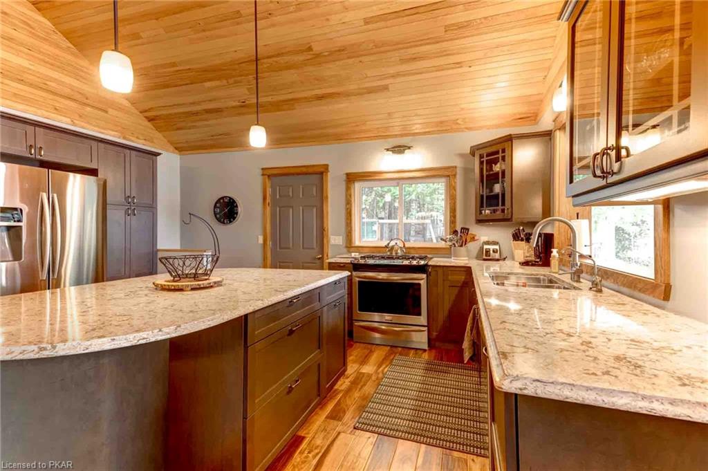 142 PATERSON Lane, Apsley, Ontario, Canada