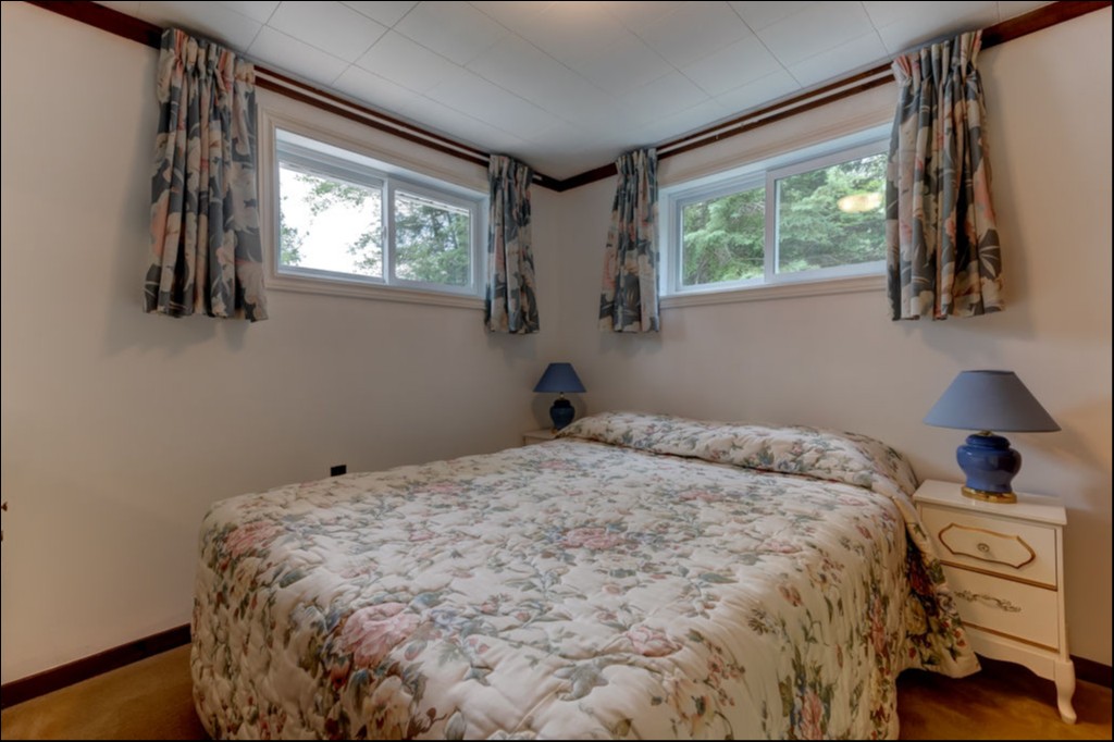 412 Fitch Lane, North Kawartha, Ontario, Canada