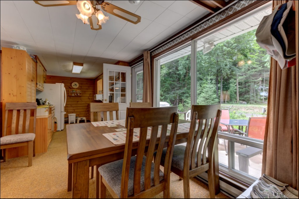 412 Fitch Lane, North Kawartha, Ontario, Canada