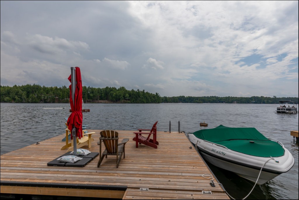 412 Fitch Lane, North Kawartha, Ontario, Canada