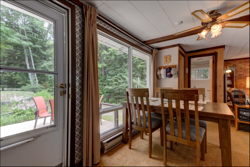 412 Fitch Lane, North Kawartha, Ontario, Canada