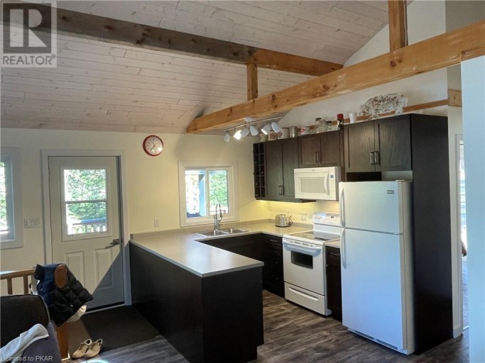 156 GIL'S GULLY Lane, Apsley, Ontario, Canada