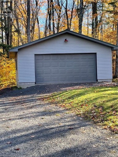 156 GIL'S GULLY Lane, Apsley, Ontario, Canada