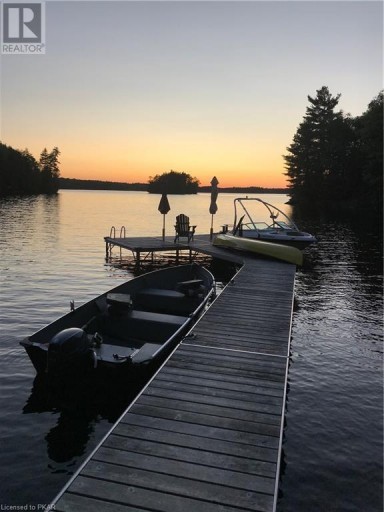 156 GIL'S GULLY Lane, Apsley, Ontario, Canada