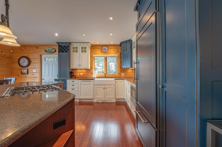33 Curlew Lane, North Kawartha, Ontario, Canada photo 4