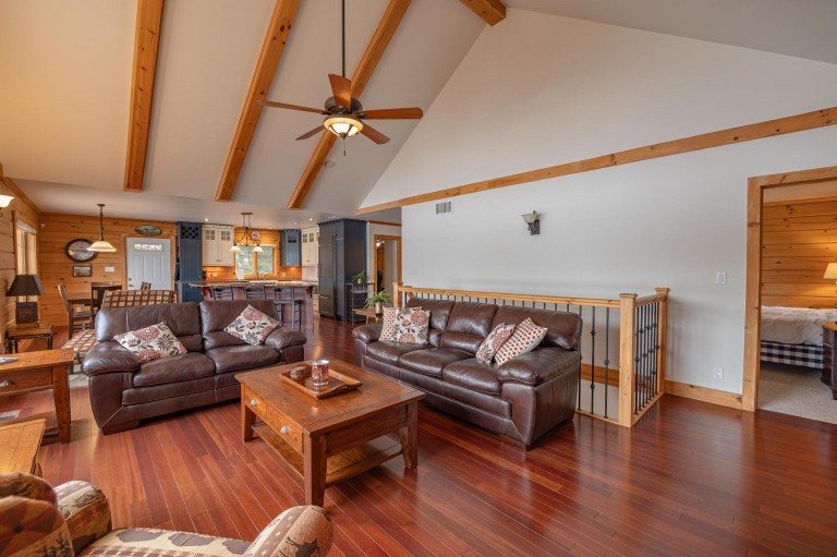 33 Curlew Lane, North Kawartha, Ontario, Canada photo 10