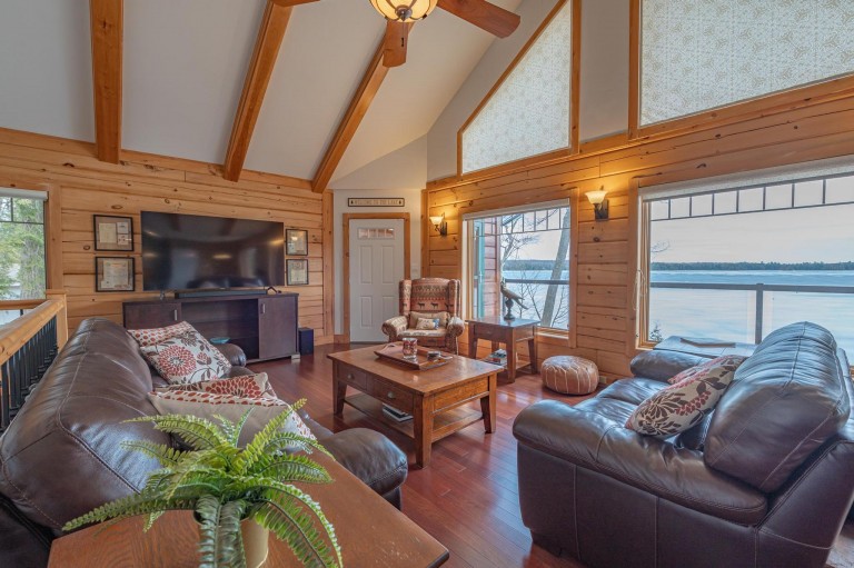 33 Curlew Lane, North Kawartha, Ontario, Canada photo 14